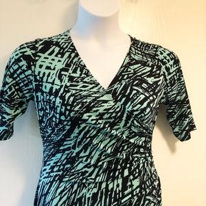 Kasper Dress Green/Black Abstract print.  Size: 8
